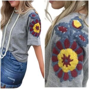 Ivy Jane Roxie Granny Crochet Floral Oversized Short Sleeve Sweatshirt Size S